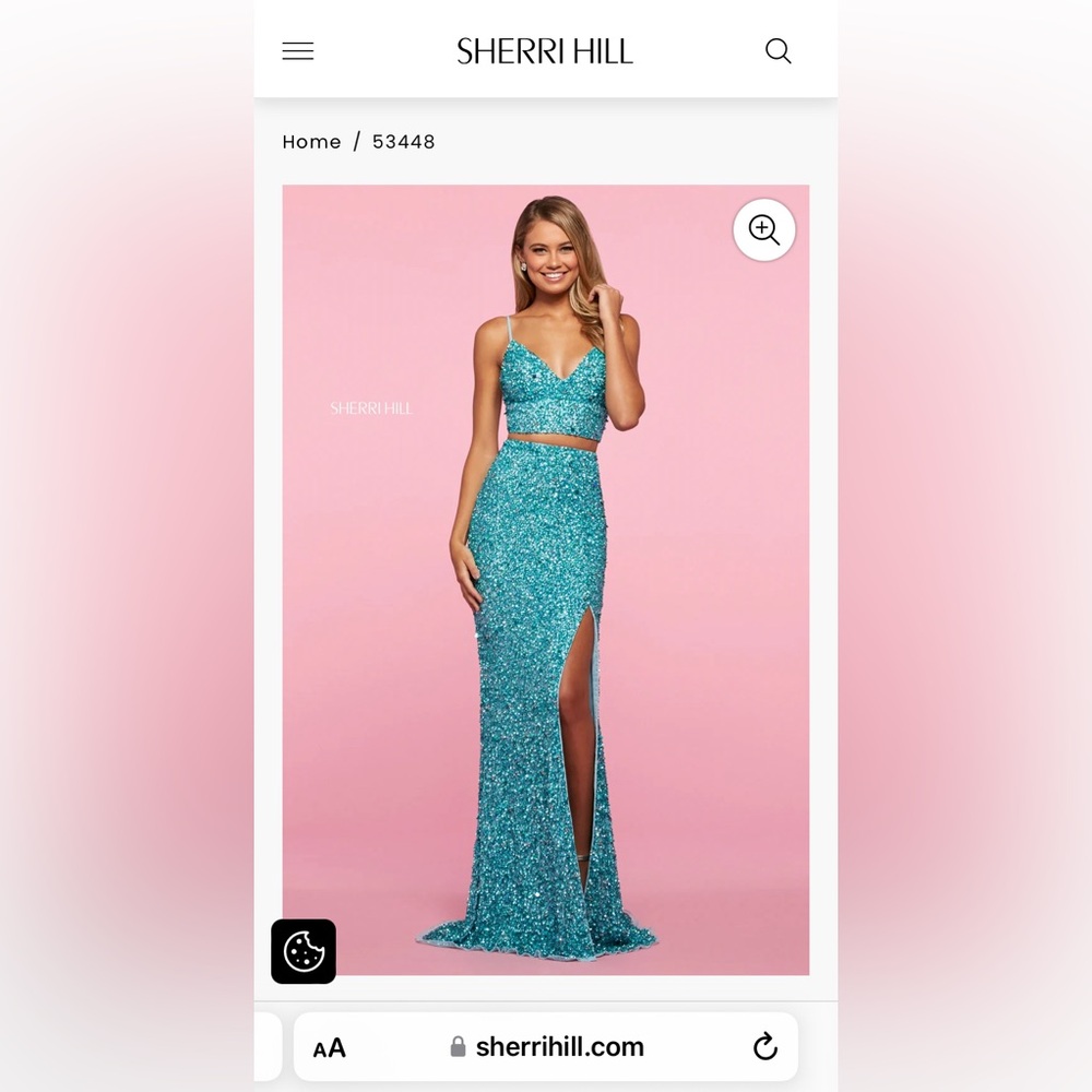 Sherri Hill Yellow Sequin Two piece gown. Size 4

Style 53448